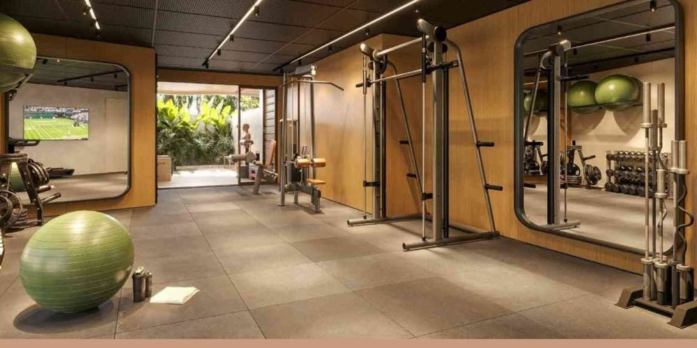 Fachada moderna do Panorama Jardim Oceânico com design assinado por Afonso Kuenerz, no coração da Barra da Tijuca