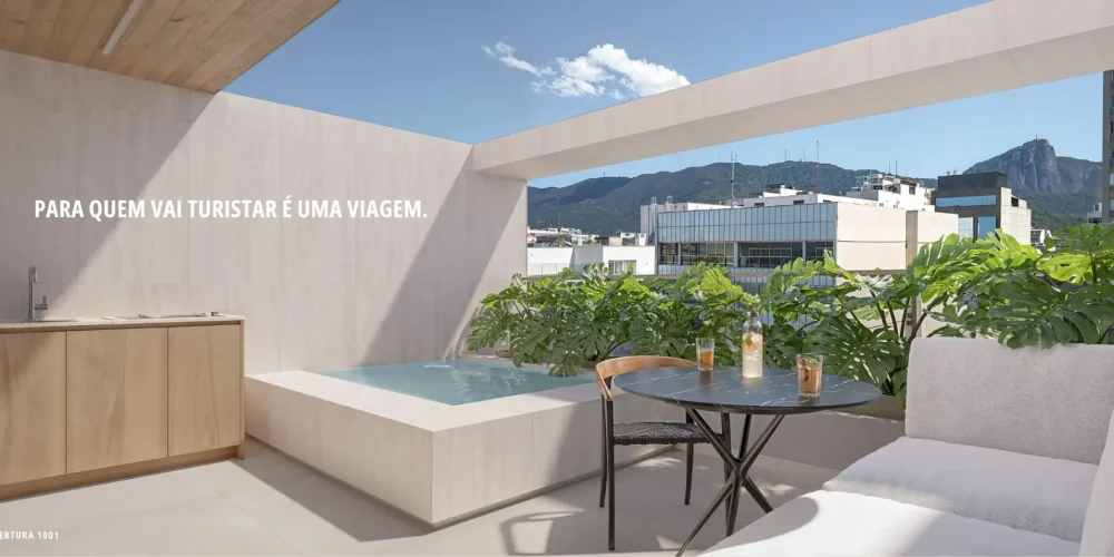 Cobertura 1001 do Sal Praia de Ipanema com piscina privativa, área gourmet e vista para o Morro Dois Irmãos, ideal para turismo e investimento imobiliário em Ipanema.